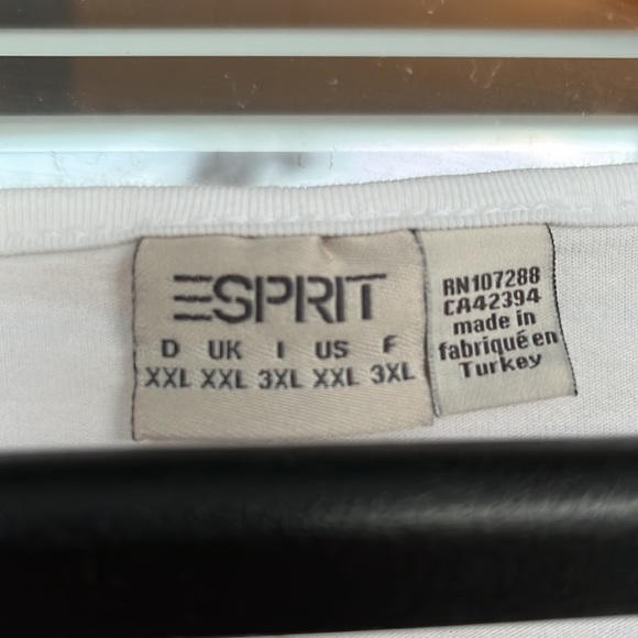 Esprit XL Shirt White - Picture 2 of 3